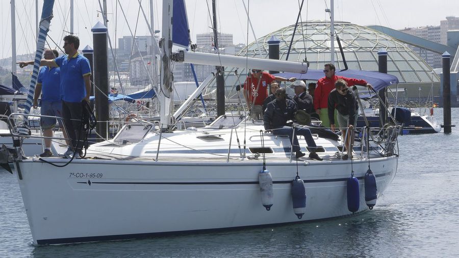 Llega a Ribadeo la peregrinación náutica «Navega el Camino», con 24 veleros